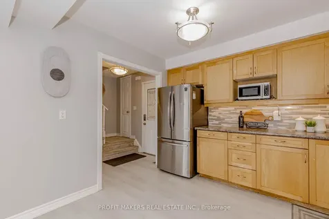 35 Letty Avenue Brampton ON L6Y 4T3