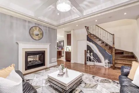 7 Legendary Circle Brampton ON L6Y 0R9