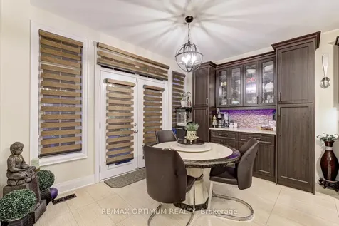 7 Legendary Circle Brampton ON L6Y 0R9