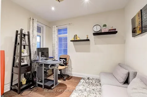 7 Legendary Circle Brampton ON L6Y 0R9