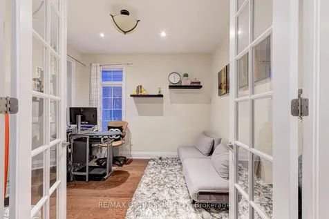 7 Legendary Circle Brampton ON L6Y 0R9