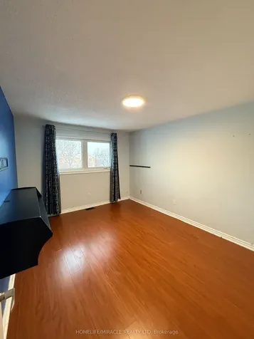 123 Flowertown Avenue Brampton ON L6X 3Y7