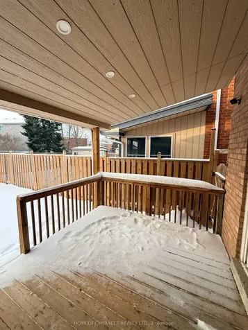 123 Flowertown Avenue Brampton ON L6X 3Y7