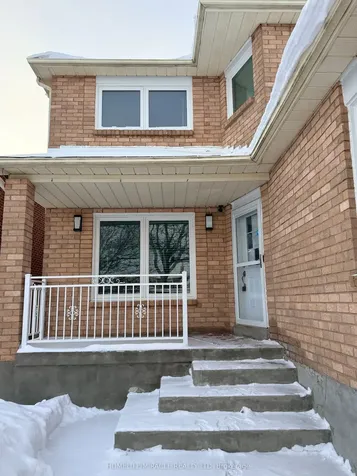 123 Flowertown Avenue Brampton ON L6X 3Y7