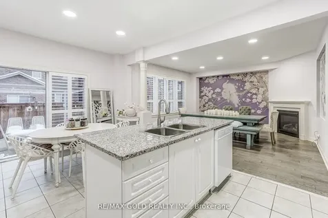 552 Bessborough Drive Milton ON L9T 8P5