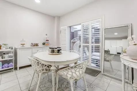 552 Bessborough Drive Milton ON L9T 8P5