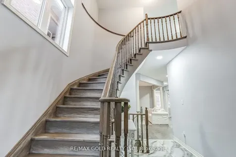 552 Bessborough Drive Milton ON L9T 8P5