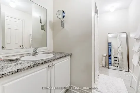 552 Bessborough Drive Milton ON L9T 8P5