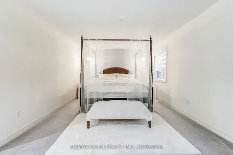 552 Bessborough Drive Milton ON L9T 8P5
