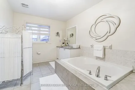 552 Bessborough Drive Milton ON L9T 8P5
