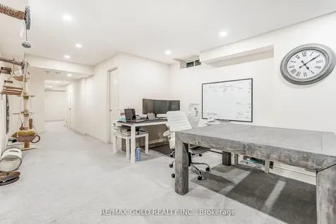 552 Bessborough Drive Milton ON L9T 8P5
