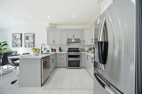 50 Long Meadow Road Brampton ON L6P 1Z8