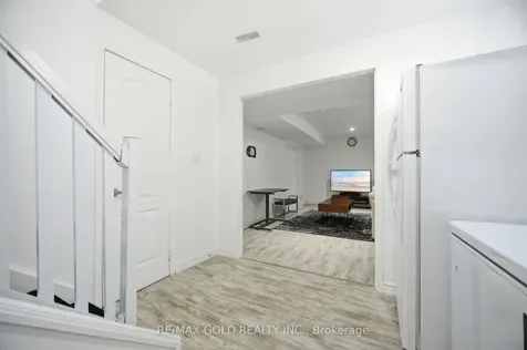 50 Long Meadow Road Brampton ON L6P 1Z8