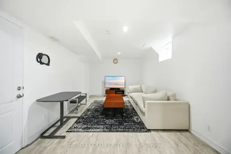 50 Long Meadow Road Brampton ON L6P 1Z8