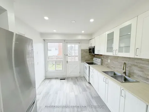 62 Barrington Crescent Brampton ON L6Z 1N3