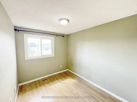 62 Barrington Crescent Brampton ON L6Z 1N3