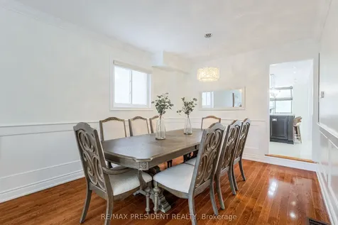 42 Mount Forest Drive Brampton ON L6Z 1B7