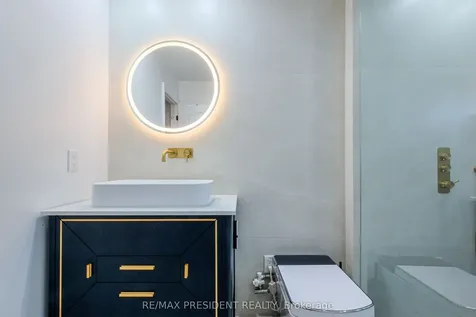 42 Mount Forest Drive Brampton ON L6Z 1B7