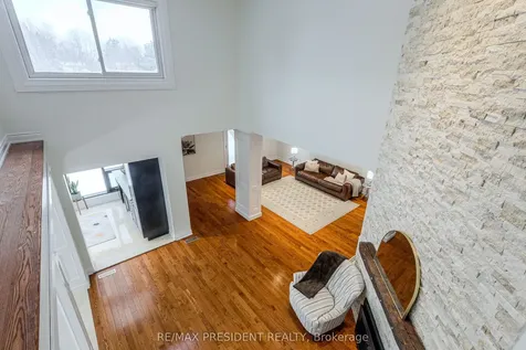 42 Mount Forest Drive Brampton ON L6Z 1B7