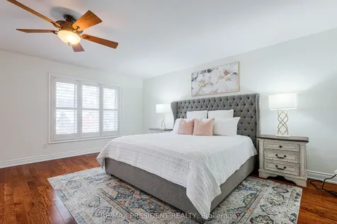 42 Mount Forest Drive Brampton ON L6Z 1B7