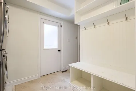 42 Mount Forest Drive Brampton ON L6Z 1B7