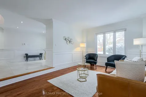 42 Mount Forest Drive Brampton ON L6Z 1B7