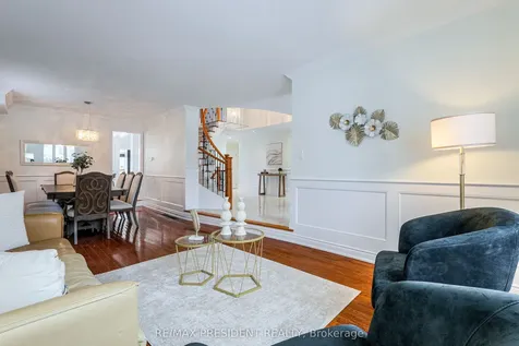 42 Mount Forest Drive Brampton ON L6Z 1B7