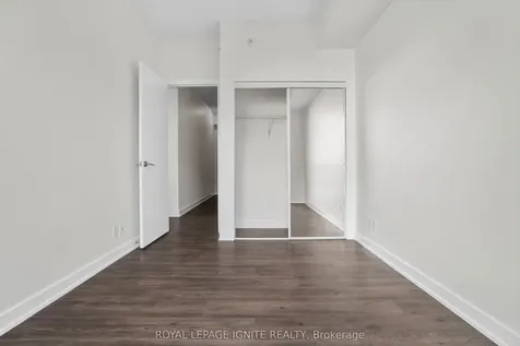 2220 Lakeshore Boulevard W Toronto ON M8V 0C1