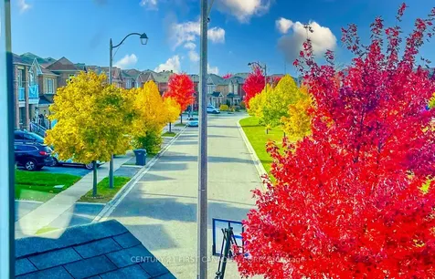 8 Keirstead Trail Brampton ON L6R 0G7