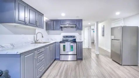 8 Keirstead Trail Brampton ON L6R 0G7