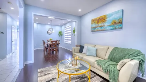 8 Keirstead Trail Brampton ON L6R 0G7