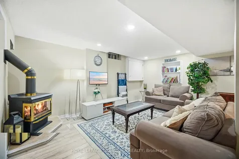 21 Palmolive Street Brampton ON L6R 1P5