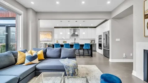 28 Workgreen Parkway Brampton ON L6Y 6J5