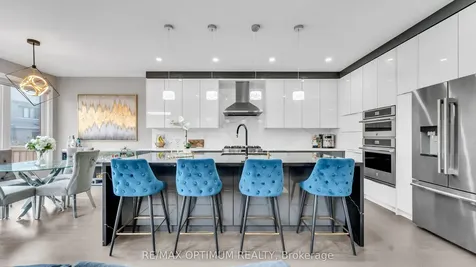 28 Workgreen Parkway Brampton ON L6Y 6J5