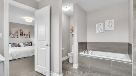 28 Workgreen Parkway Brampton ON L6Y 6J5