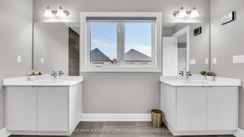 28 Workgreen Parkway Brampton ON L6Y 6J5