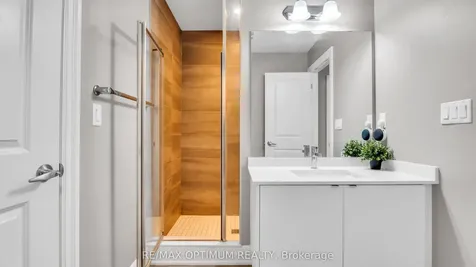 28 Workgreen Parkway Brampton ON L6Y 6J5