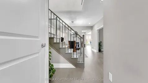 28 Workgreen Parkway Brampton ON L6Y 6J5