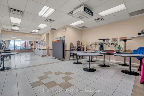 2899 Steeles Avenue W Toronto ON M3J 3A1