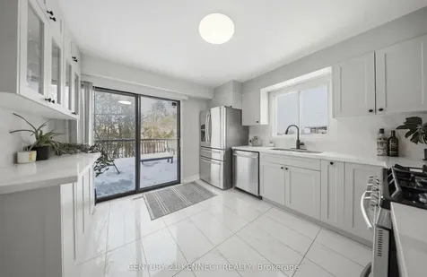 22 Norma Crescent Brampton ON L6S 4H2