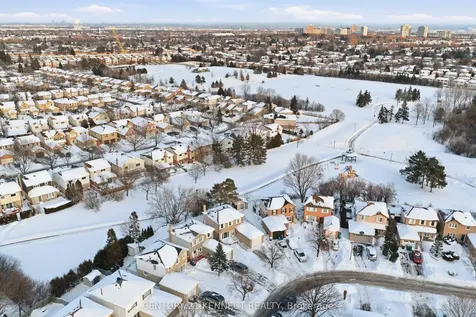 22 Norma Crescent Brampton ON L6S 4H2