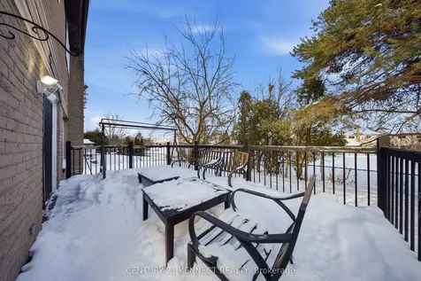 22 Norma Crescent Brampton ON L6S 4H2