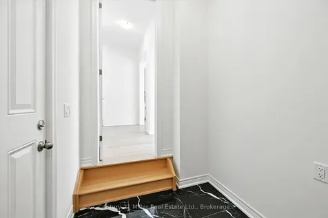 3250 Millicent Avenue Oakville ON L6H 0V8