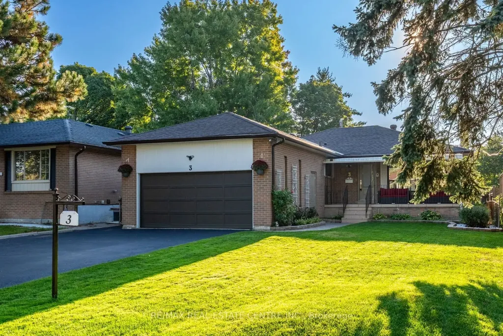 3 Dunn Place Brampton ON L6T 1S2