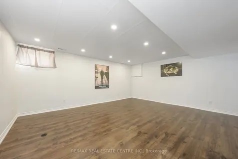 3 Dunn Place Brampton ON L6T 1S2