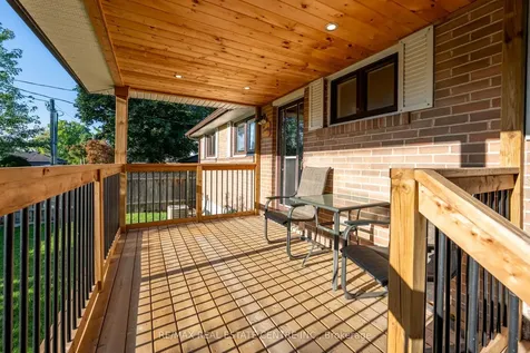 3 Dunn Place Brampton ON L6T 1S2