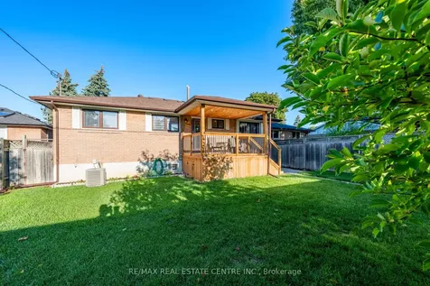 3 Dunn Place Brampton ON L6T 1S2