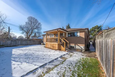 3 Dunn Place Brampton ON L6T 1S2