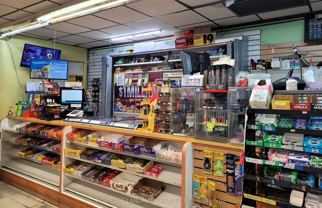 415 Main Street N Brampton ON L6X 1N8