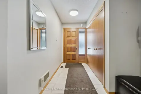 28 Manswood Crescent Brampton ON L6T 0A4